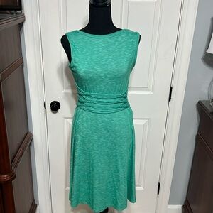 👗NWT Max Studio Little Green Dress